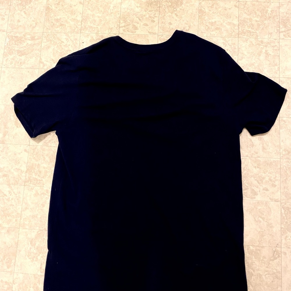Nike Men’s Large Navy Blue T-Shirt - Picture 3 of 3